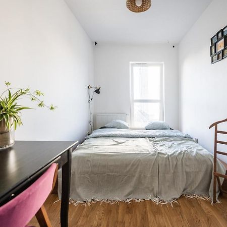 Krucza Apartment ~ Self Check-In 24H ~ Parking And Lift Вроцлав Экстерьер фото